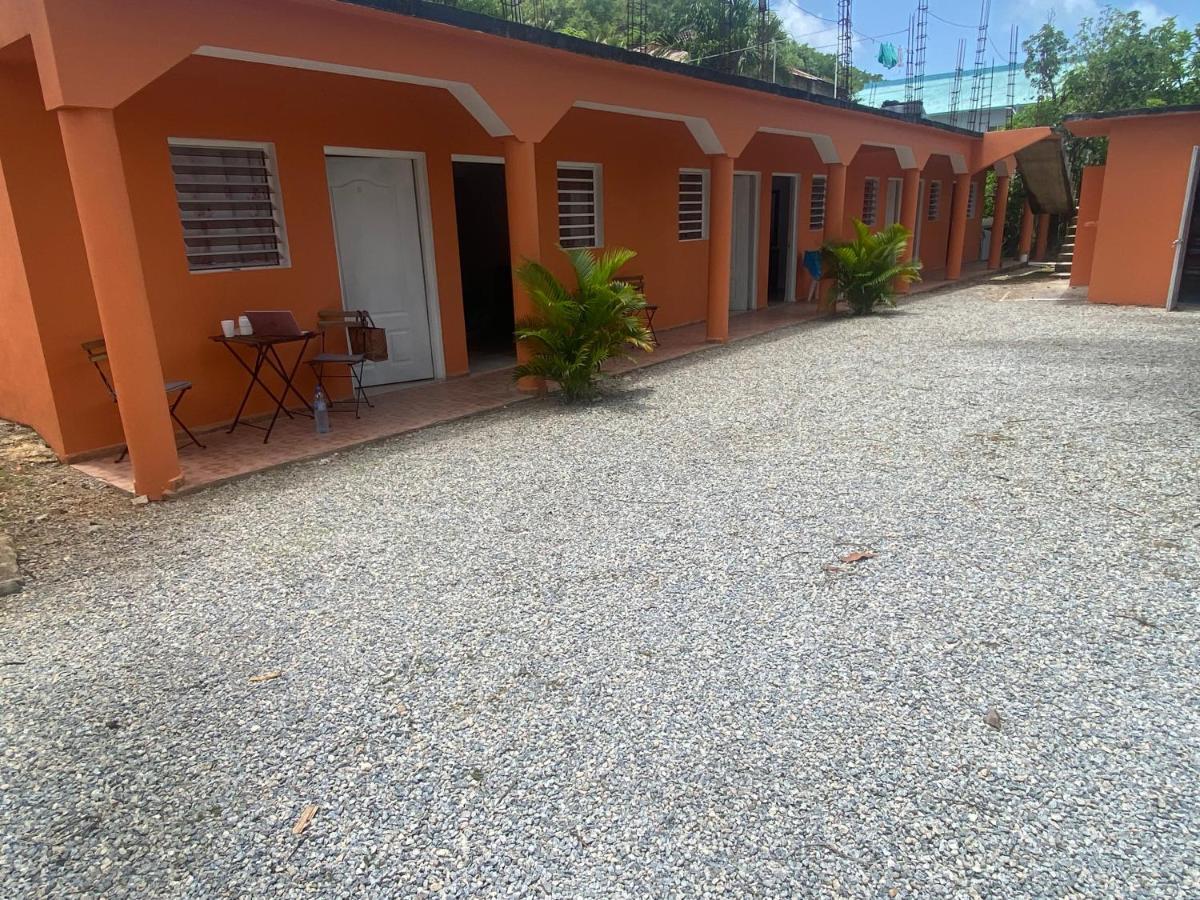 Hotel El Escondite Las Terrenas Luaran gambar
